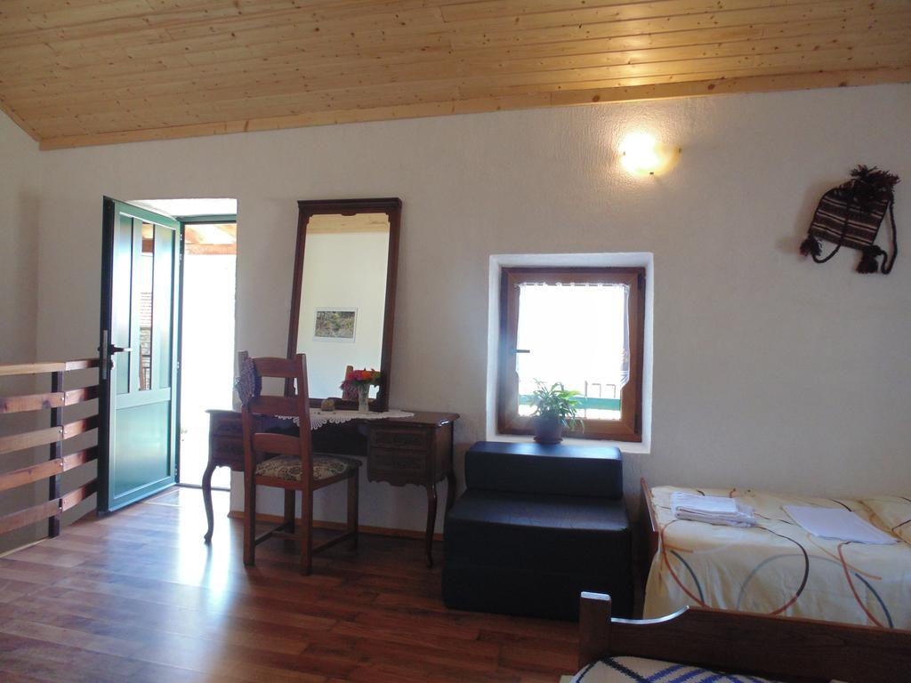 Holiday Home Paklenica Starigrad Paklenica Exterior foto