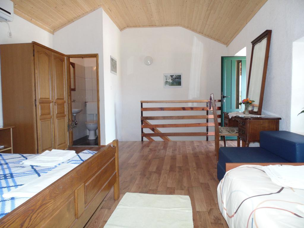 Holiday Home Paklenica Starigrad Paklenica Exterior foto