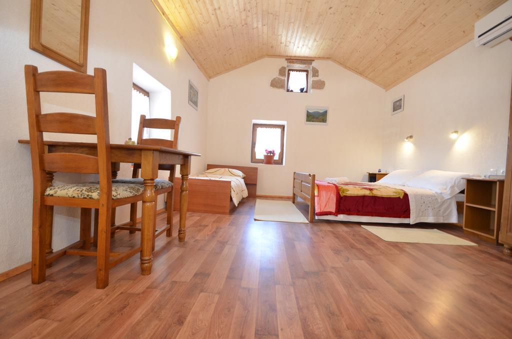 Holiday Home Paklenica Starigrad Paklenica Exterior foto